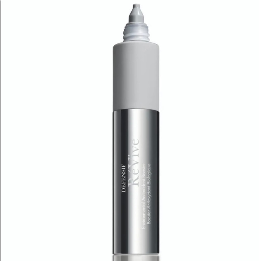 RÉVIVE
DEFENSIF Environmental Antioxidant Booster